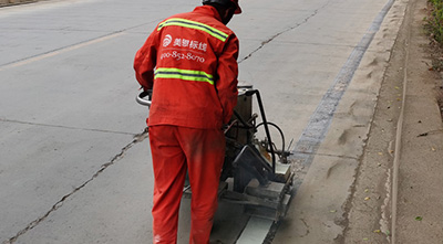 熱熔標線出現齒面原因及處理方法？