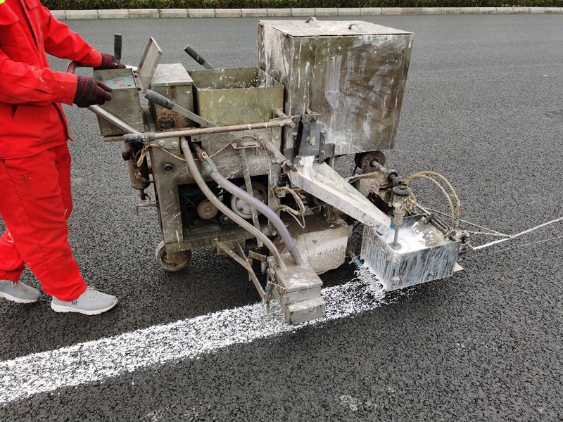 雙組份標(biāo)線施工