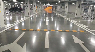 固化劑地坪和水磨石地坪有什么不同？