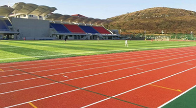 如何處理塑膠跑道開膠問題？