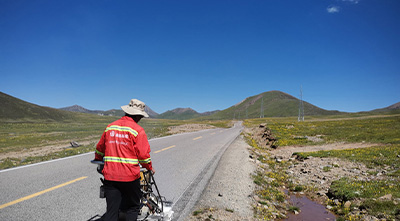 道路交通標(biāo)線施工后為什么會(huì)出現(xiàn)&ldquo;泛黑&rdquo;問題？