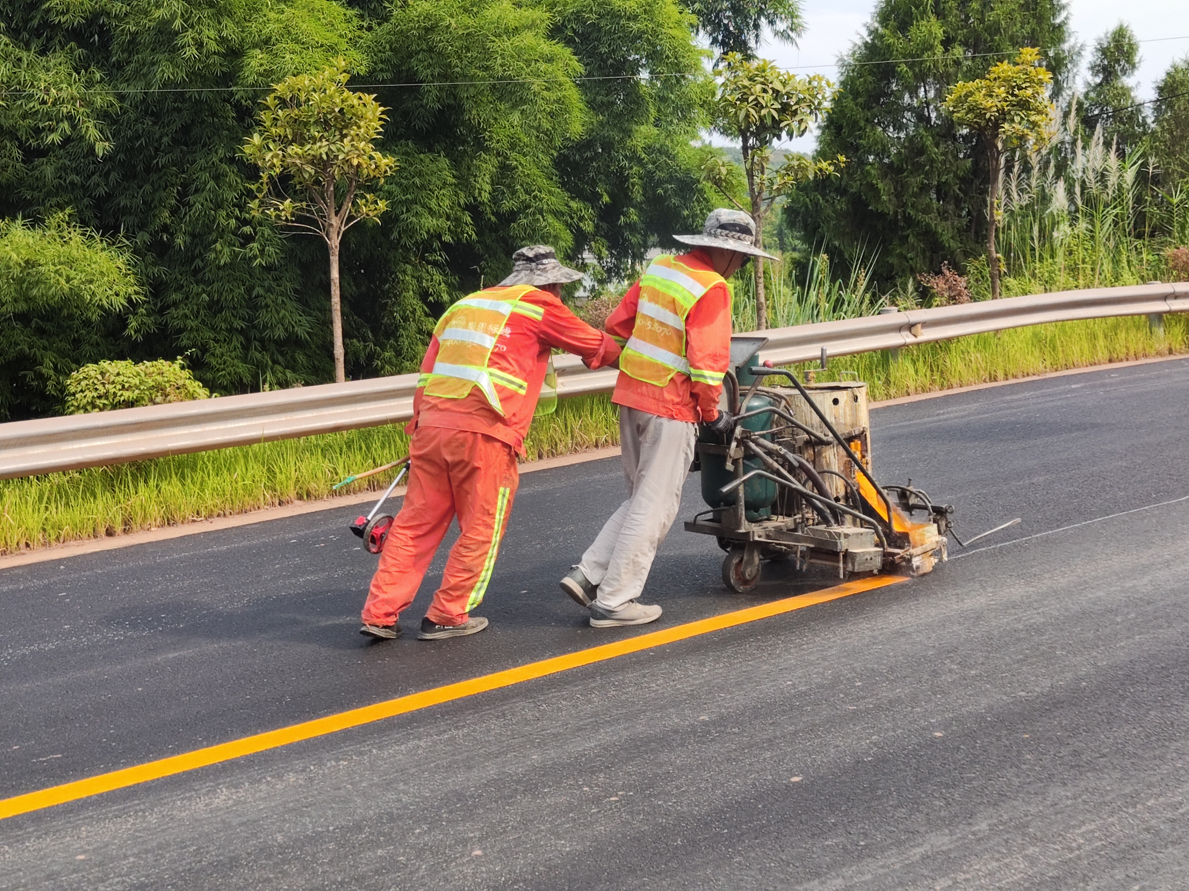 新規(guī)賦能，標(biāo)線護(hù)航&mdash;&mdash;淺談道路標(biāo)線新規(guī)定的現(xiàn)實(shí)意義